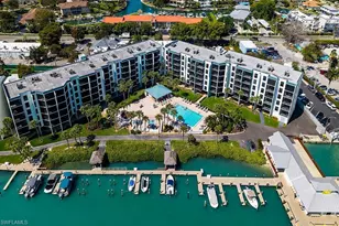 1085 E Bald Eagle Dr, Marco Island, FL 34145 - Photo 29