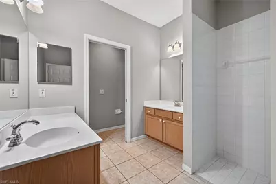 599 Crossfield Cir #35, Naples, FL 34104 - Photo 17