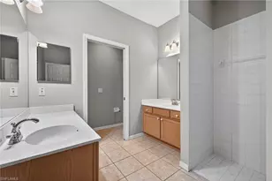 599 Crossfield Cir, Naples, FL 34104 - Photo 17