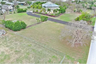 261 Smallwood Dr, Chokoloskee, FL 34138 - Photo 11
