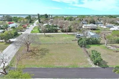 261 Smallwood Dr, Chokoloskee, FL 34138 - Photo 9