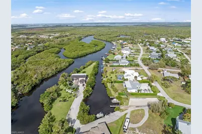 4724 Riverside Dr, Estero, FL 33928 - Photo 45