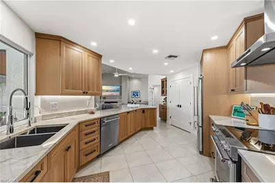 4724 Riverside Dr, Estero, FL 33928 - Photo 11