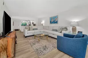 15161 Cedarwood Ln, Naples, FL 34110 - Photo 7