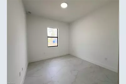 3231 41st Ave NE, Naples, FL 34120 - Photo 17