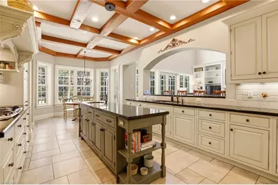 4335 7th Ave SW, Naples, FL 34119 - Photo 11