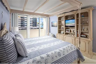 4005 Gulf Shore Blvd N #100, Naples, FL 34103 - Photo 13