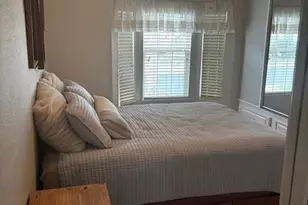 1234 Silver Lakes Blvd, Naples, FL 34114 - Photo 5