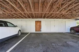 3300 Binnacle Dr, Naples, FL 34103 - Photo 37