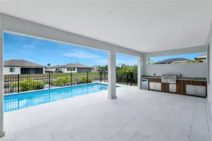 909 SW 11th Ct, Cape Coral, FL 33991 - Photo 25