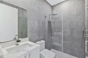 909 SW 11th Ct, Cape Coral, FL 33991 - Photo 19