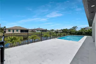 909 SW 11th Ct, Cape Coral, FL 33991 - Photo 31