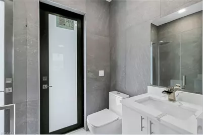 909 SW 11th Ct, Cape Coral, FL 33991 - Photo 21