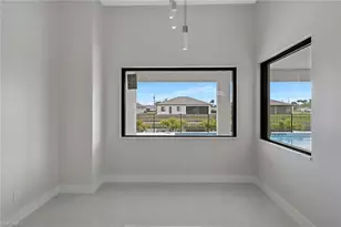 909 SW 11th Ct, Cape Coral, FL 33991 - Photo 13