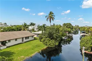 27255 Belle Rio Dr, Bonita Springs, FL 34135 - Photo 21