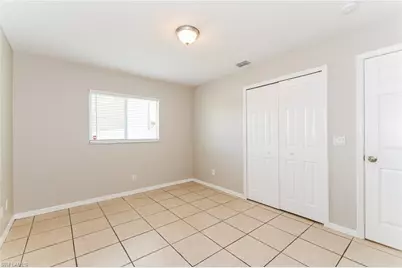 406 SE 8th St, Cape Coral, FL 33990 - Photo 9