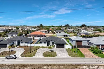 913 Embers Pkwy W, Cape Coral, FL 33993 - Photo 41