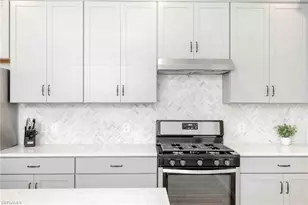 2179 Yellowfin Cir, Naples, FL 34114 - Photo 7