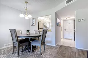 200 Turtle Lake Ct, Naples, FL 34105 - Photo 13