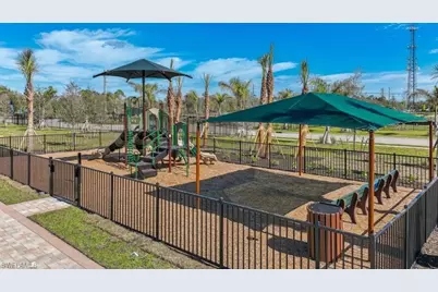 8201 Everly Preserve Dr, Lehigh Acres, FL 33971 - Photo 31