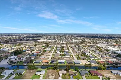 152 SW 28th St, Cape Coral, FL 33914 - Photo 41