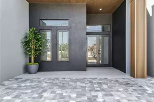 152 SW 28th St, Cape Coral, FL 33914 - Photo 5