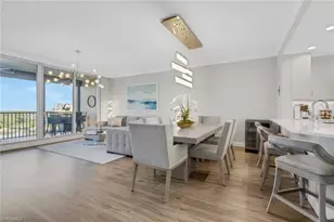 420 Cove Tower Dr, Naples, FL 34110 - Photo 3