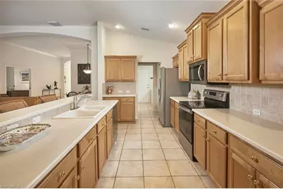 9301 Troon Lakes Dr, Naples, FL 34109 - Photo 7