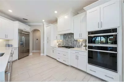 16351 Viansa Way #202, Naples, FL 34110 - Photo 5