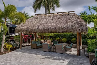 13550 Snapper Ln, Naples, FL 34114 - Photo 9