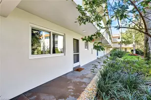 1100 Gulf Shore Blvd N, Naples, FL 34102 - Photo 3