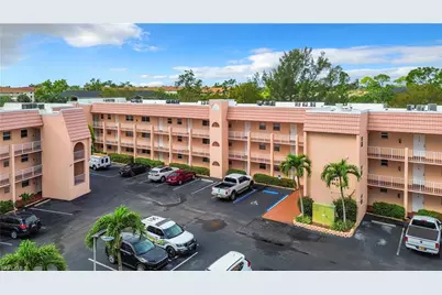 180 Turtle Lake Ct #103, Naples, FL 34105 - Photo 3