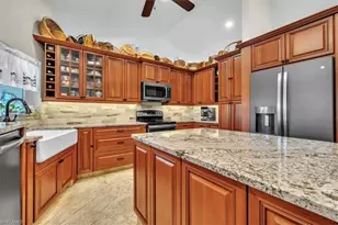 330 NE 20th St, Cape Coral, FL 33909 - Photo 11