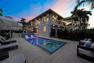 1355 4th St S, Naples, FL 34102 - Photo 3