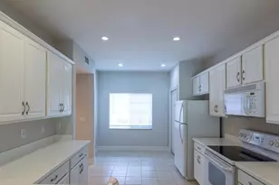 9113 Michael Cir, Naples, FL 34113 - Photo 11