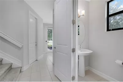 7501 Carnegie Way, Naples, FL 34119 - Photo 17