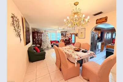 1439 SE 15th St, Cape Coral, FL 33990 - Photo 13