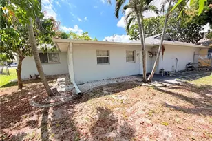 1439 SE 15th St, Cape Coral, FL 33990 - Photo 25