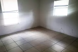 2620 Storter Ave, Naples, FL 34112 - Photo 5