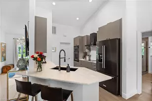 6778 Buckingham Ct, Naples, FL 34104 - Photo 13