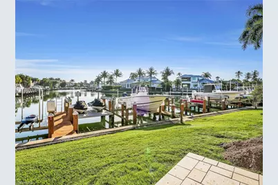 2150 Gulf Shore Blvd N #407, Naples, FL 34102 - Photo 27