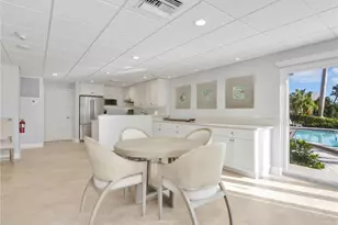 2150 Gulf Shore Blvd N, Naples, FL 34102 - Photo 29