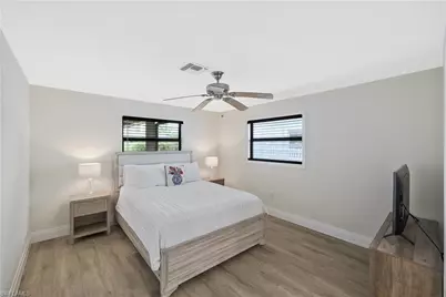 480 Oak Ave, Naples, FL 34108 - Photo 27