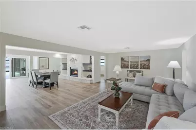 480 Oak Ave, Naples, FL 34108 - Photo 7