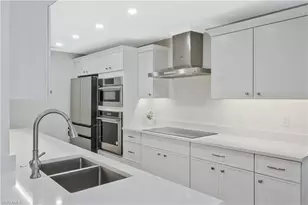 480 Oak Ave, Naples, FL 34108 - Photo 13