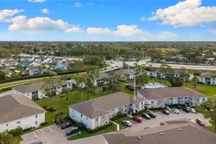 1336 Churchill Cir, Naples, FL 34116 - Photo 3