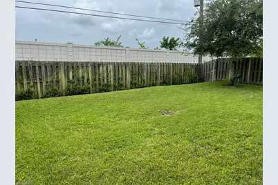 3128 Woodside Ave, Naples, FL 34112 - Photo 17