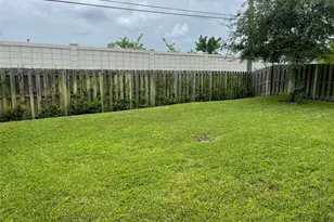 3128 Woodside Ave, Naples, FL 34112 - Photo 17