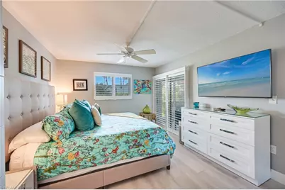 250 7th Ave S #106, Naples, FL 34102 - Photo 15