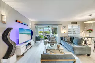 250 7th Ave S, Naples, FL 34102 - Photo 5